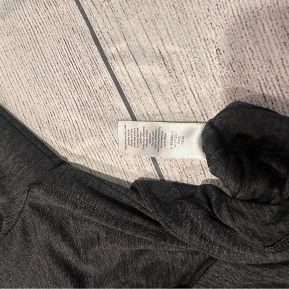 Women’s Athleta long sleeve top - Picture 8 of 12